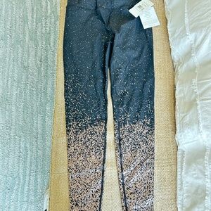 NWT BEYOND YOGA SIZE SMALL WOMEN'S LEGGINGS